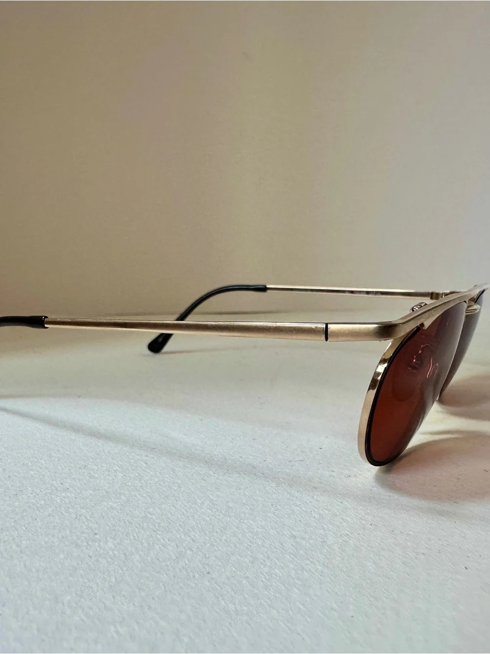Vintage 🇯🇵 Made in Japan Gold Sunglasses Amber Tint Lenses Retro Metal Frame